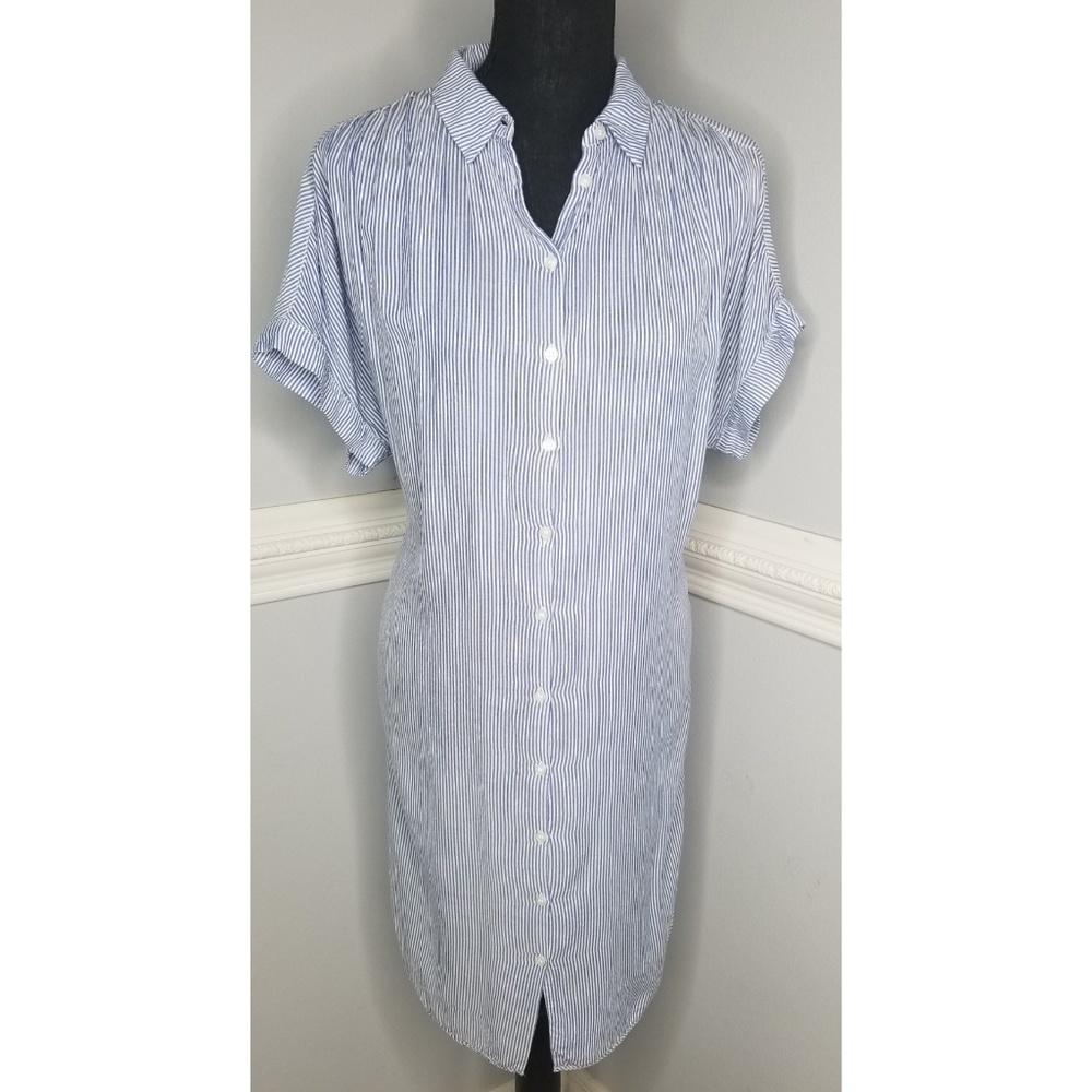 H&M L.O.G.G. button down dress